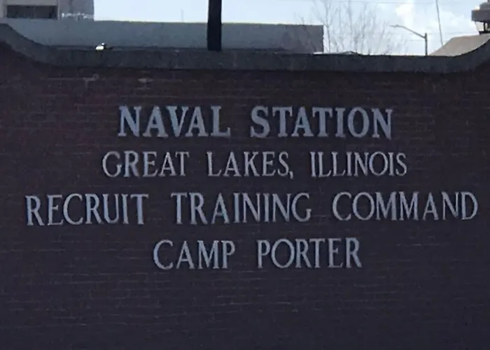 Cozy Family Spot Near Great Lakes Naval Base * Waukegan